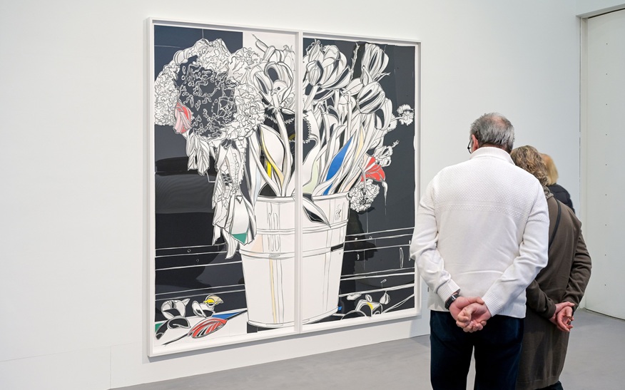 In der Ausstellung "The Paper Code" der Künstlerin Marion Eichmann gibt es für die Besucherinnen und Besucher jede Menge zu entdecken.