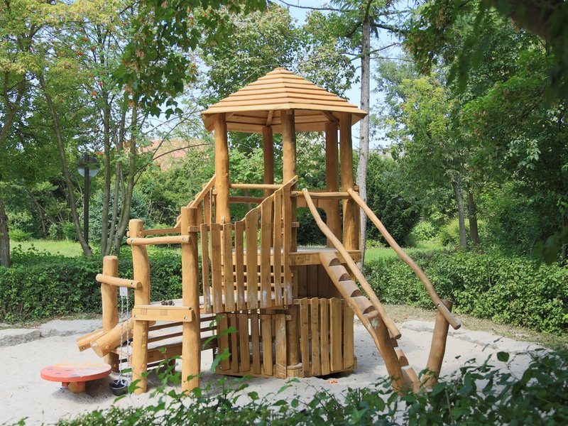 Spielplätze und Parkanlagen