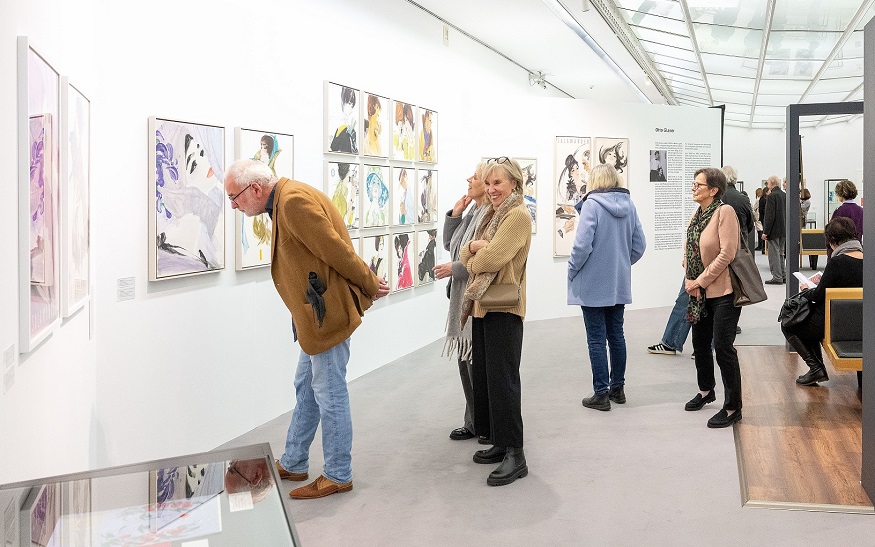 Unter anderem kann derzeit die Werbegrafik-Ausstellung "Ideale Linien", die Werke von Lilo Rasch-Naegele, Franz Weiss und Otto Glaser zeigt, besichtigt werden. 